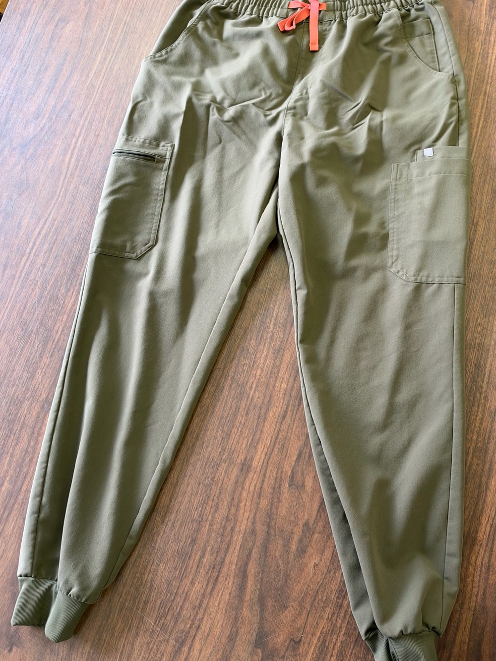 Figs Spruce Green Joggers with coral Drawstring